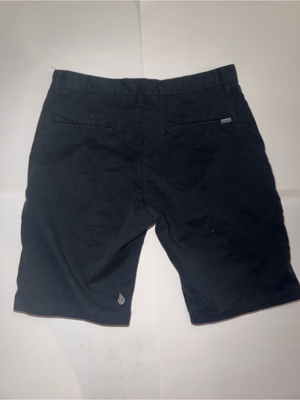 Volcom shorts - Picture 2 of 5
